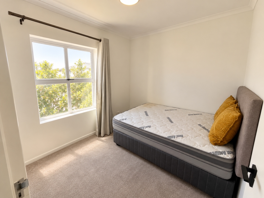 To Let 3 Bedroom Property for Rent in Parklands Western Cape